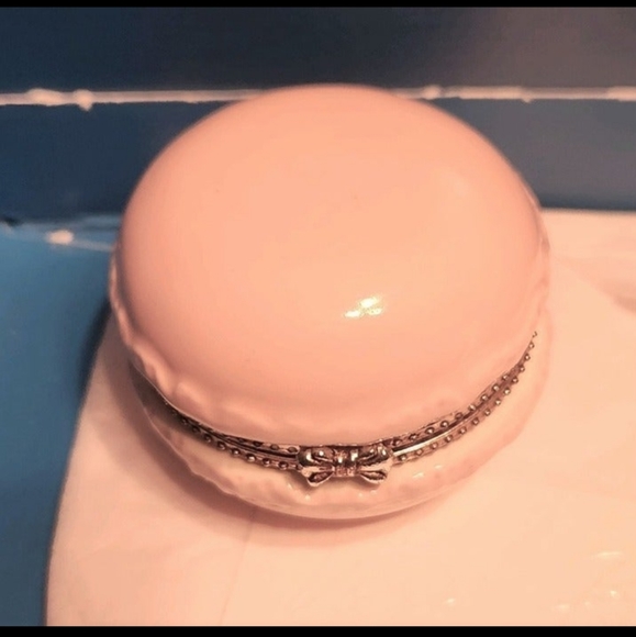 Heart/Love Necklace in Pink Macaroon NWOT - Picture 3 of 5